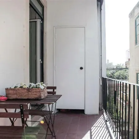 Spacious Tailor Made Bairro Alto Lisbon Exterior photo