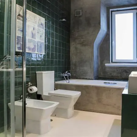 Spacious Tailor Made Bairro Alto Lisbon Exterior photo