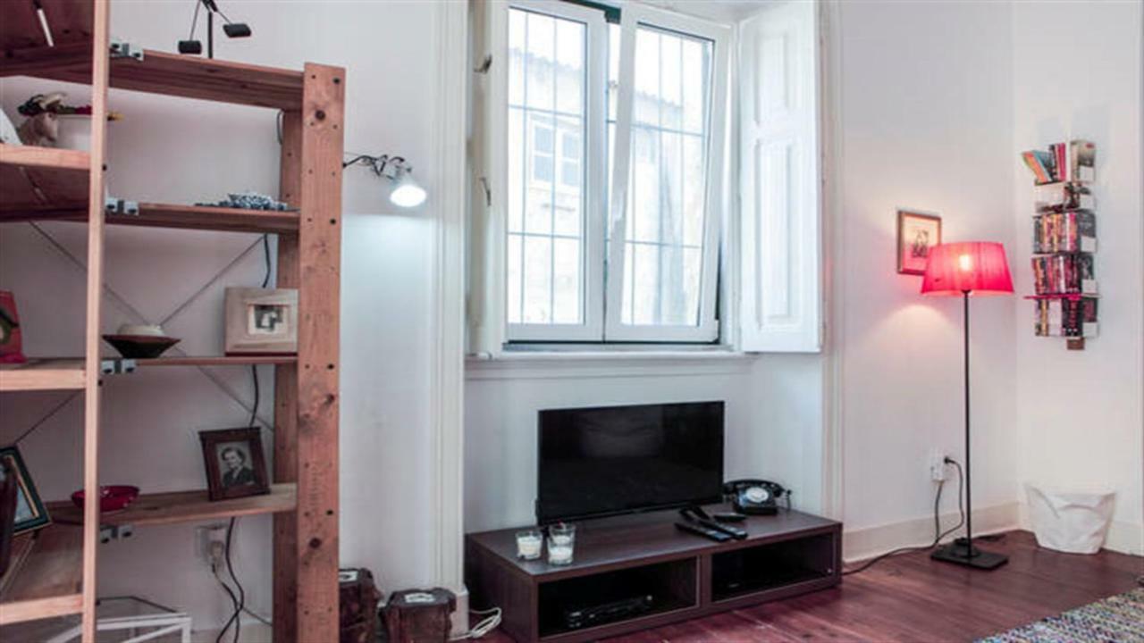 Spacious Tailor Made Bairro Alto Apartment